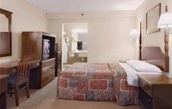 Deerfield Inn&Suites Madison Buitenkant foto